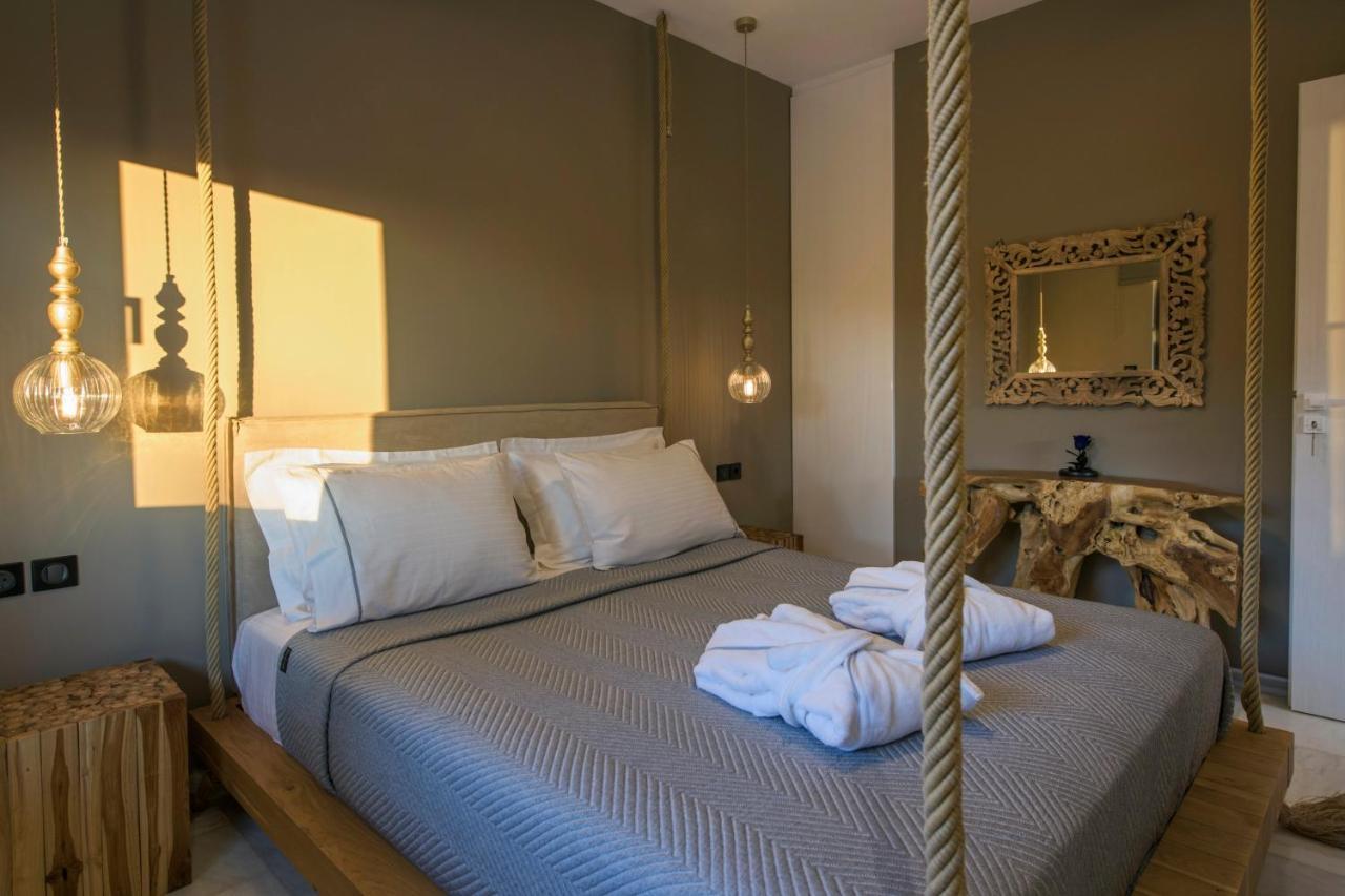 Aval Riviera *